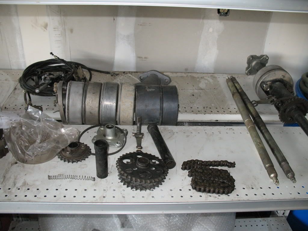 Swingarm pivot bolt removal Page 2